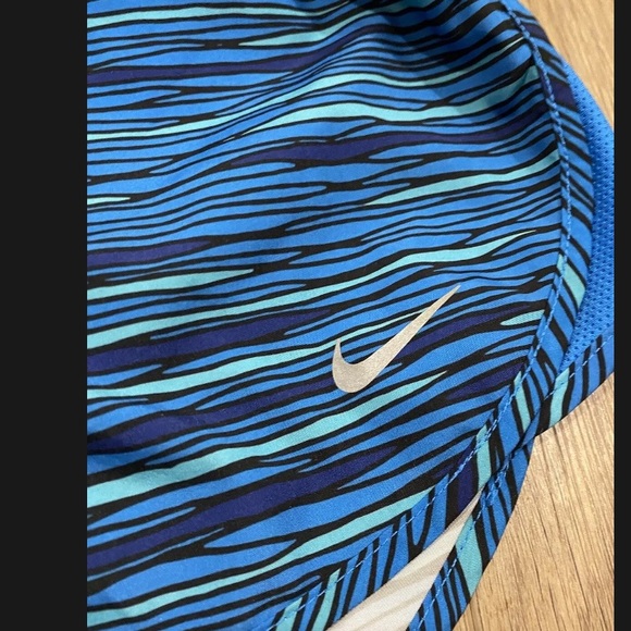 Nike Blue Striped Dri Fit Tempo Running Shorts M - Picture 3 of 8